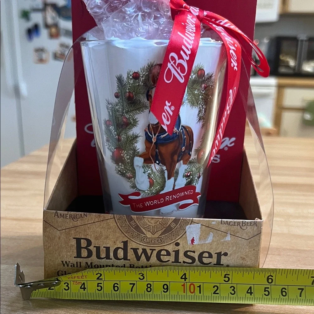 Budweiser Red and Black Glass Drink & Opener Gift Set - Picture 3 of 4